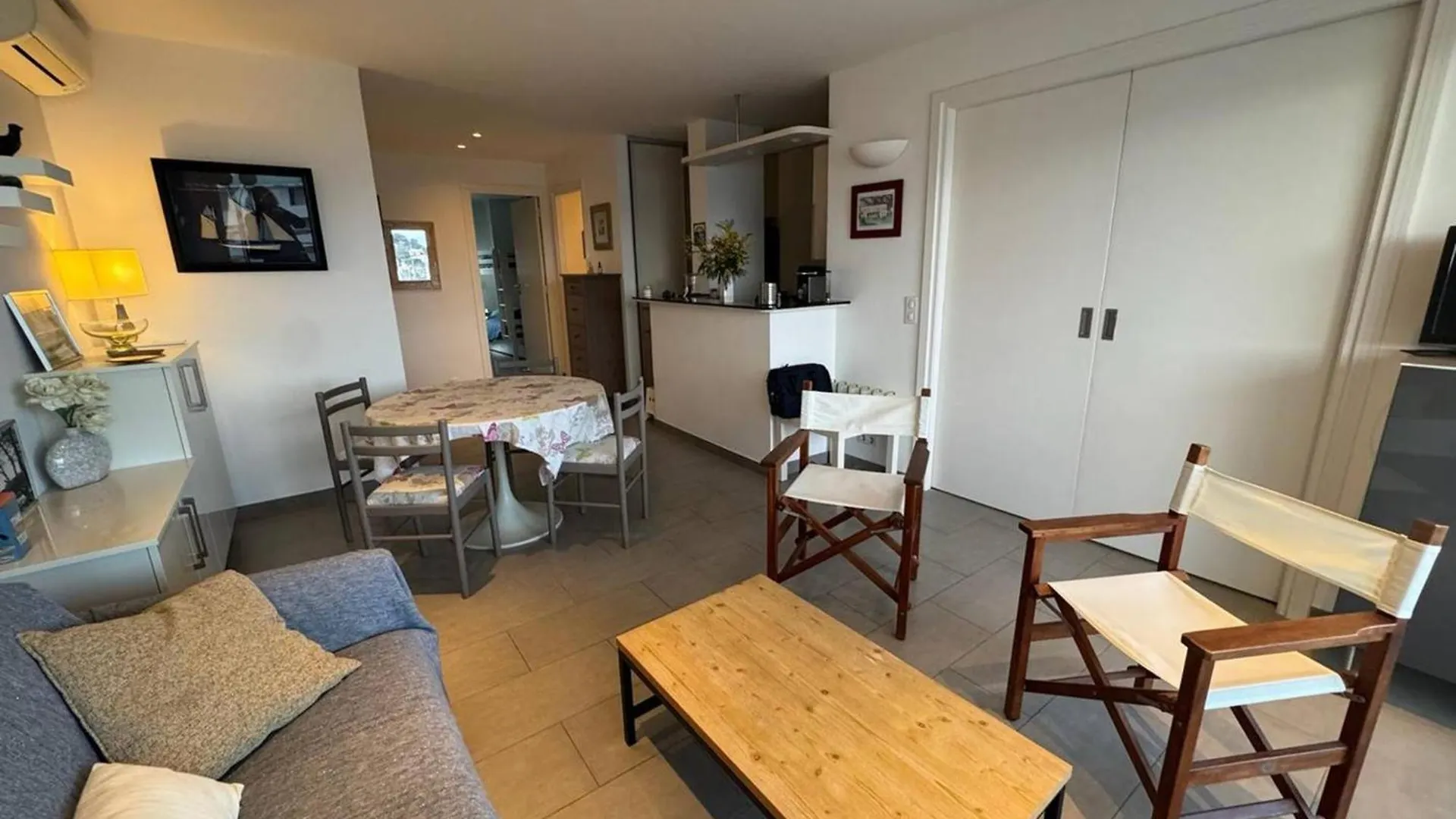 Appartement 3 Chambres Avec Piscine Au Centre-Ville - Fr-1-100-351 Cavalaire-sur-Mer 0*,  Frankrike